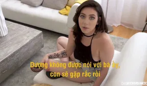 Bố dượng tống tình cô con gái của bà xã vietsub