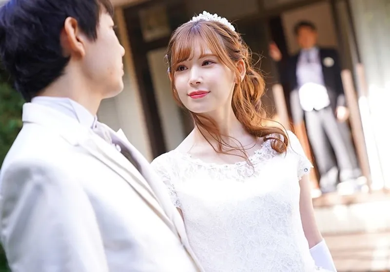 Bố chồng làm tình người yêu của con trai ngay sau lễ cưới của con trai